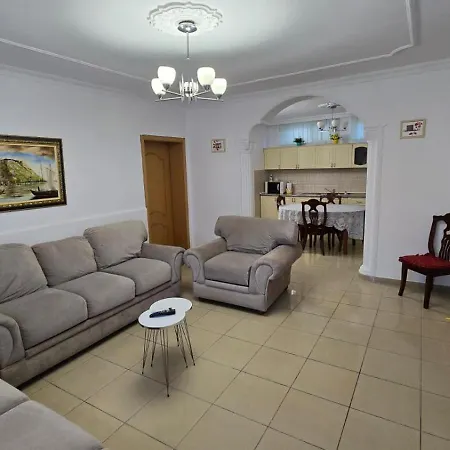 Diana Casa de Férias Shkodër